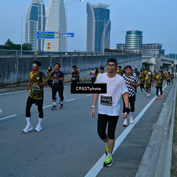 Runner Photo 6260937