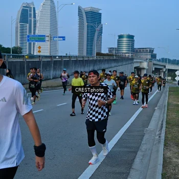 Runner Photo 6260976