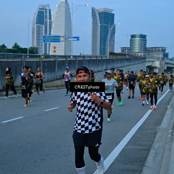 Runner Photo 6260999