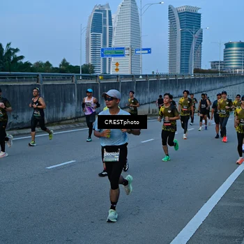 Runner Photo 6261035