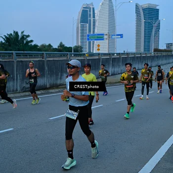 Runner Photo 6261044