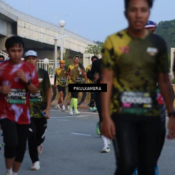 Runner Photo 6261046