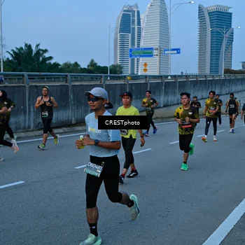 Runner Photo 6261048