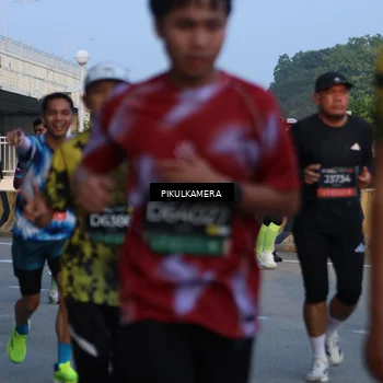 Runner Photo 6261069