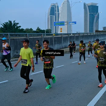 Runner Photo 6261071