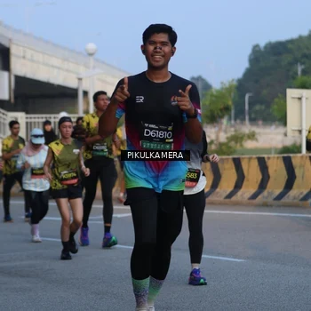 Runner Photo 6261109