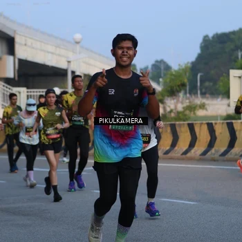 Runner Photo 6261120