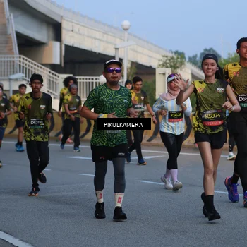 Runner Photo 6261131