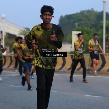 Runner Photo 6261152