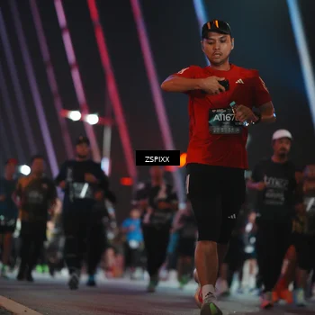 Runner Photo 6261187
