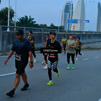 Runner Photo 6261195