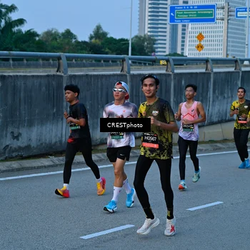 Runner Photo 6261235