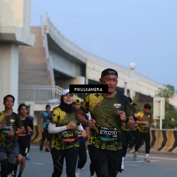 Runner Photo 6261240