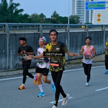 Runner Photo 6261257