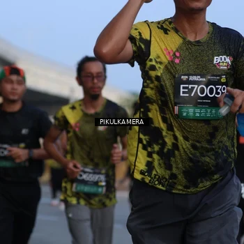 Runner Photo 6261273