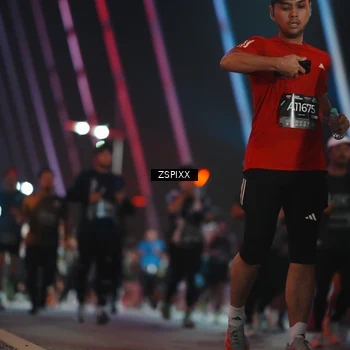 Runner Photo 6261293