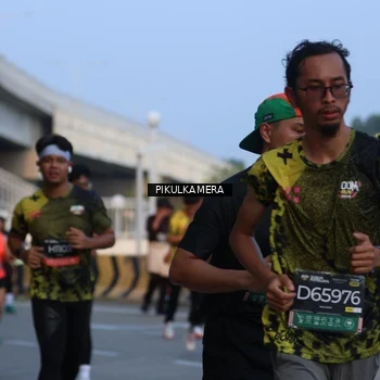 Runner Photo 6261298