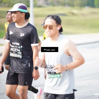 Runner Photo 6261349