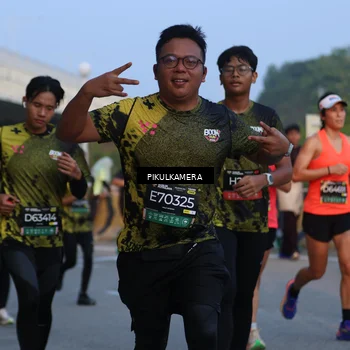 Runner Photo 6261357