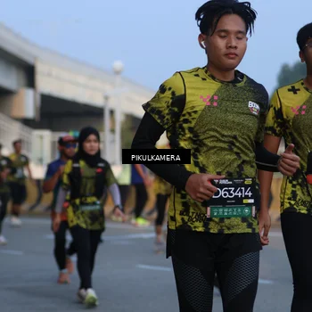 Runner Photo 6261378