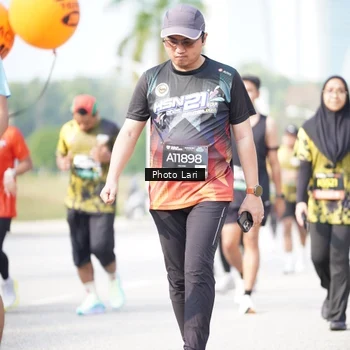 Runner Photo 6261411