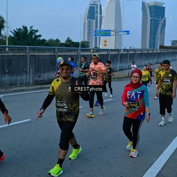 Runner Photo 6261418