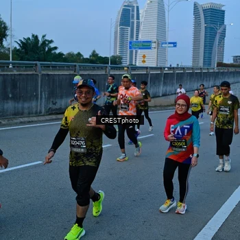 Runner Photo 6261419