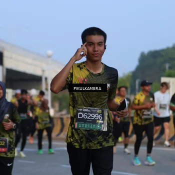 Runner Photo 6261476