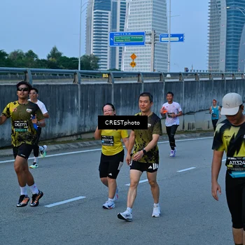 Runner Photo 6261477