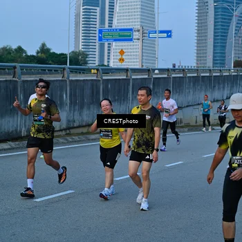 Runner Photo 6261480