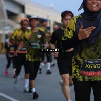 Runner Photo 6261517