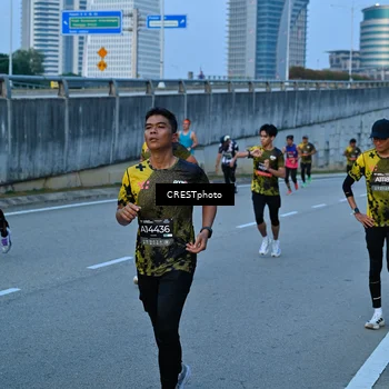 Runner Photo 6261541