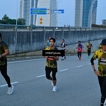 Runner Photo 6261550