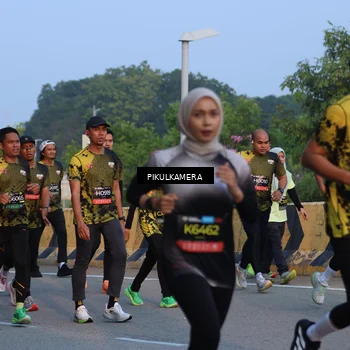 Runner Photo 6261556