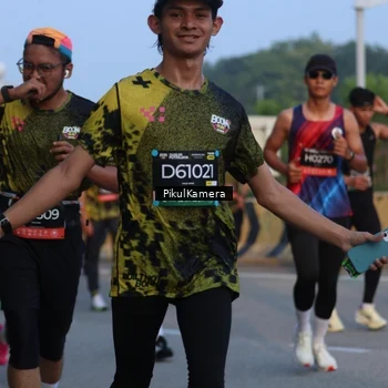 Runner Photo 6261569