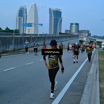 Runner Photo 6261573