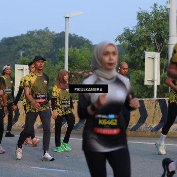 Runner Photo 6261577