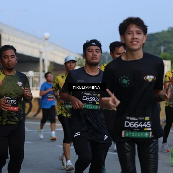 Runner Photo 6261598