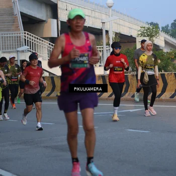 Runner Photo 6261625