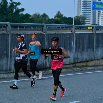 Runner Photo 6261631