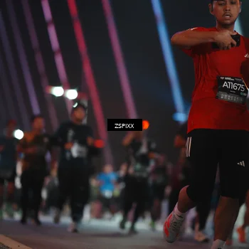 Runner Photo 6261684