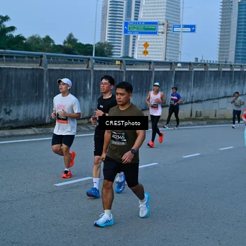 Runner Photo 6261691