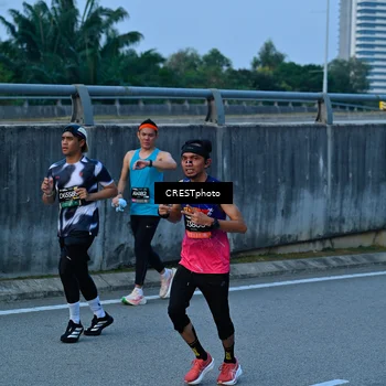 Runner Photo 6261699