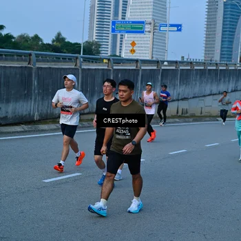Runner Photo 6261704