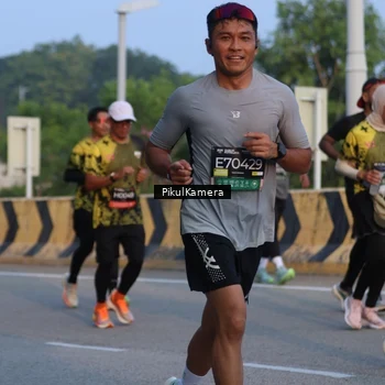 Runner Photo 6261717