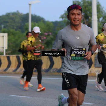 Runner Photo 6261734