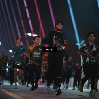 Runner Photo 6261750