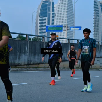 Runner Photo 6261781