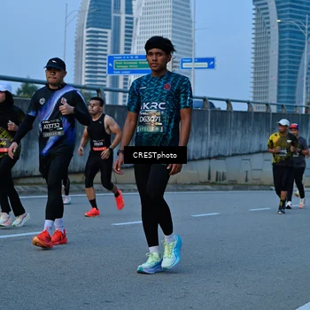 Runner Photo 6261806