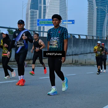 Runner Photo 6261809